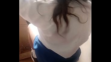 Horny 19 yesr omd school girl masterbate with fanny before class hot sexy blue minushirt your cock will explode even before of this sexy solo pussy