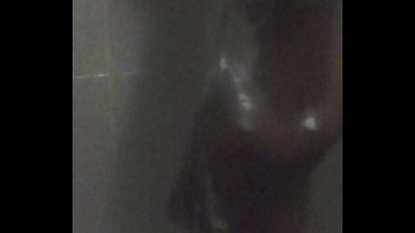 Nonton Wet Wet thumbnail