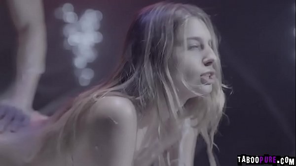 Couple taken_by aliens and made to star in_live show!