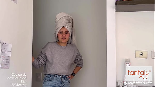 Mi cuñada y yo exploramos unamuñecade Tantaly que_nos dejó el cornudo de_mi esposo