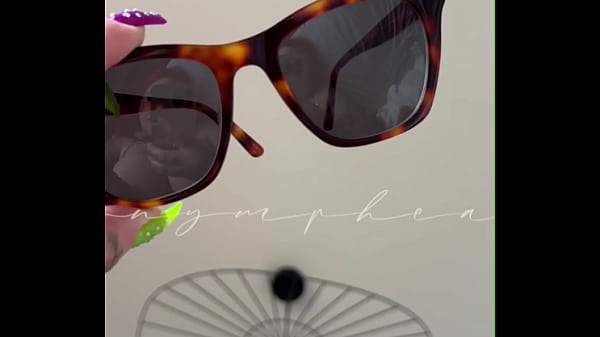 Tu valides mes nouvelles lunettes de soleil 