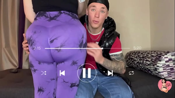 Nonton Welcome Back Booty Queen thumbnail