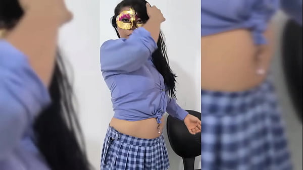 Nonton The Latina Student Rebels Against The System And Shows Off Her Beautiful Body In Front Of Her Cell Phone Camera. thumbnail