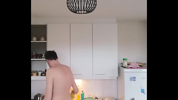 Play MP4 - doing the dishes