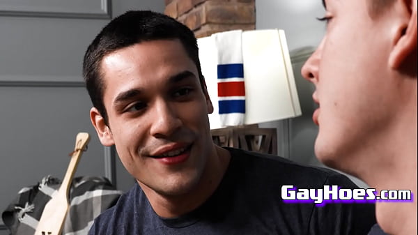 Play MP4 - Chads Go Gay For Chicks