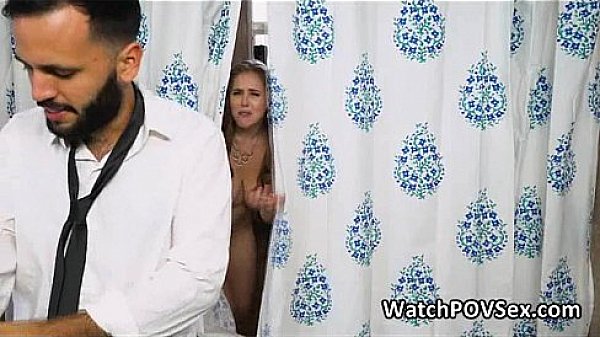 Bigtit cheats behind husband in shower