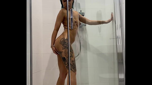 I Love Recording My Roommate While She Is Pleasuring Herself During A Shower Session. thumbnail