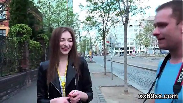 Doctor gazes hymen_examination and virgincutie nailing