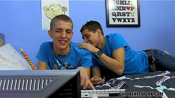 Dylan Chambers wants hard dick 