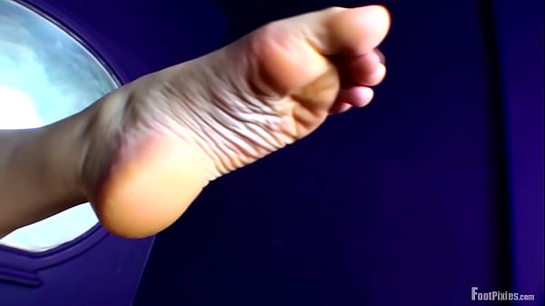 High Arched Pixie Gets Fondled thumbnail