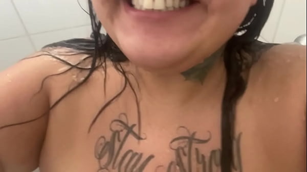 Bbw No Banho thumbnail