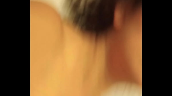 Me cog&iacute; a la culona del sal&oacute;n 