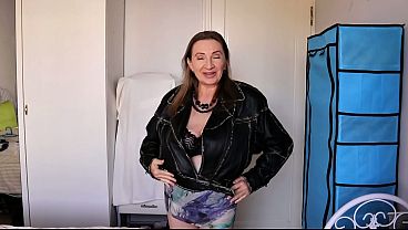 Nonton Leather Jacket & Lace Lingerie &ndash; Mature Beauty Strips Naked And Gets Naughty thumbnail