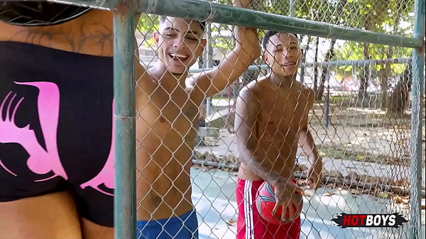 Fodendo O Safado Junto Do Meu Amigo thumbnail