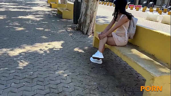 Nonton Twerking On Her Friend's Cock. Porn Casting With Alice Biancci - Ppp thumbnail