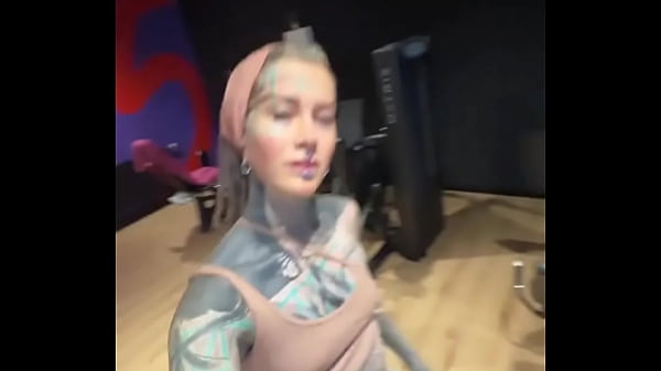 Nonton Gym Time - Would You Go To The Gym With Me ? thumbnail