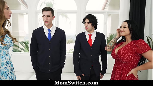 Play MP4 - Stepmoms Stepping up And Boost Stepsons Self Confidence to Fuck - Momswitch