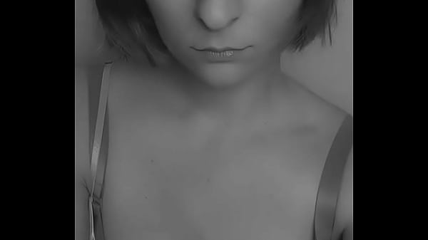 Nonton Ma Copine Louison Trouve Que J'ai Un Petit C&ocirc;t&eacute; Pulp Fiction Sur Cette Vid&eacute;o... thumbnail