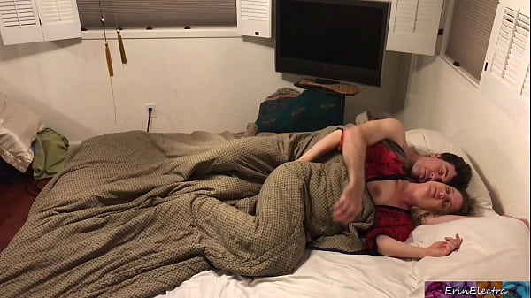 Stepson and stepmom get in bed together and fuck while visiting family erin electra