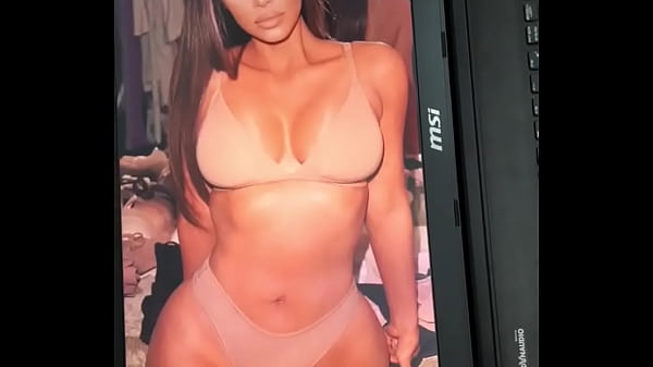Play MP4 - Kim Kardashian Cum Tribute