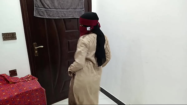 Play MP4 - Desi Pakistani Beautiful College Girl Striptease Dance