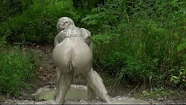 Annabelle Pync Gets Messy In Bubbling Mud thumbnail