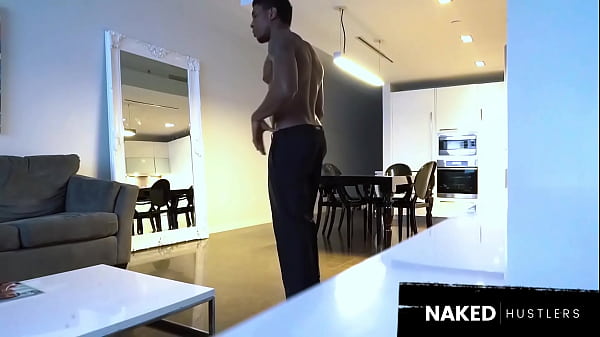 Nonton Big Dick Bbc Athlete Fucks His Big Booty Agent During Contract Negotiation thumbnail