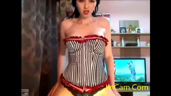Beauty camgirl suck cock and dancing 