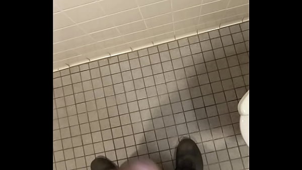Hi dth dick quickie 7 in public stall