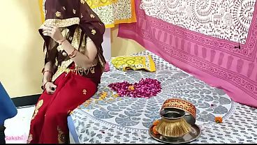 Karvachauth Special Chudai Sex her Husband ne lund ka pani pilake sharing bed fuck with Full Hindi hindi dirty talking