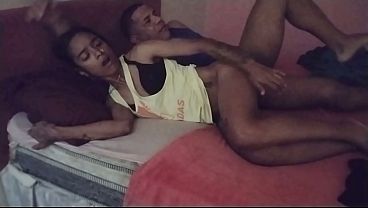 Entrei surra inteiramente no quarto da minha enteada sapatona e fiz sexo com ela 100% anal