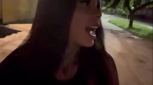 Dei Gostoso Na Rua thumbnail