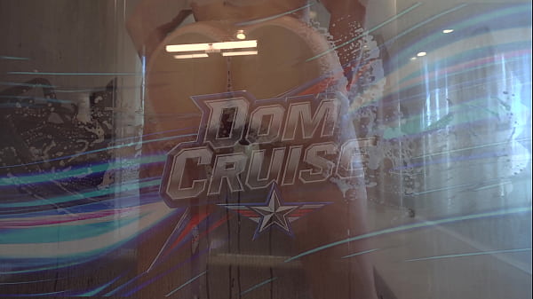 Nonton Dinner Or In Her thumbnail