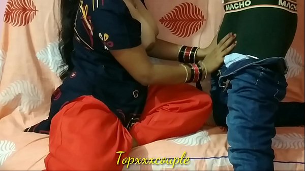 Play MP4 - ट्यूशन टीचर संग पहले प्यार और फिर ताबड़तोड़ चुदाई।