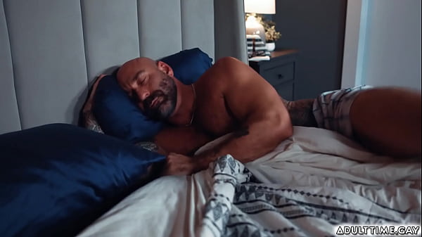 Twink Carter Del Rey sucking Drew's dick 