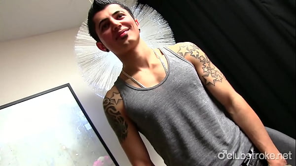 Tattooed Straight Guy Martin Wanks