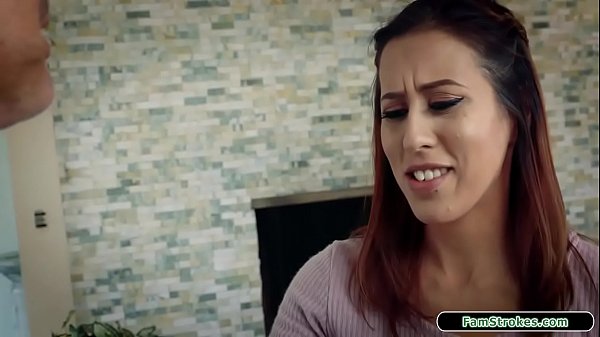 Play MP4 - Latina stepdaughter fucks d&period; stepdad