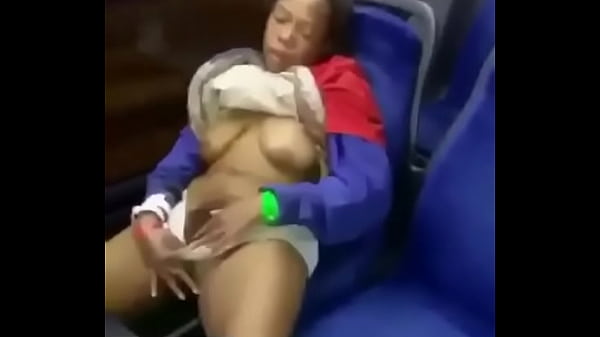 Play MP4 - tumblr olt2d7SvlD1uhcudw