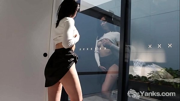 Small jugged Yanks amateur babe Lulu playing with her delicious twat to orgasm 