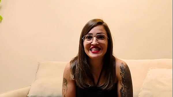 Nonton Mulher Pediu Ifood E N&atilde;o Tinha Dinheiro Pra Pagar E Passou O Xerecard Na Pica Do Neg&atilde;o Completo No Sheer/red thumbnail