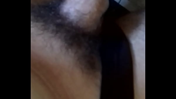 Novinho mostra o pau