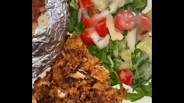 Play MP4 - Ebony cums out of her ass while her parents are away