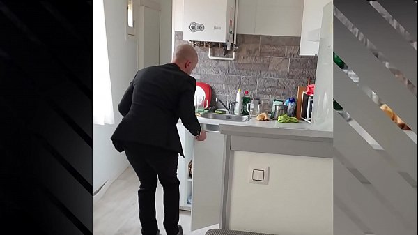 Play MP4 - XXXiscorn in a new project