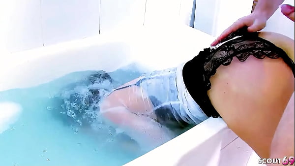 Dirty Cleaning Woman Rare Fetish Sex By Cheif thumbnail