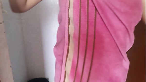 Play MP4 - Indian Stepsister and huge Dick Brother Intimate Bond delicious fuck in Bathroom