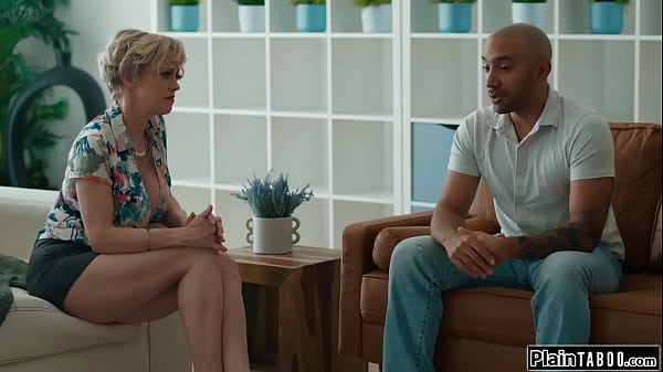 Play MP4 - Busty shrink helps her client out with his touch deprivation