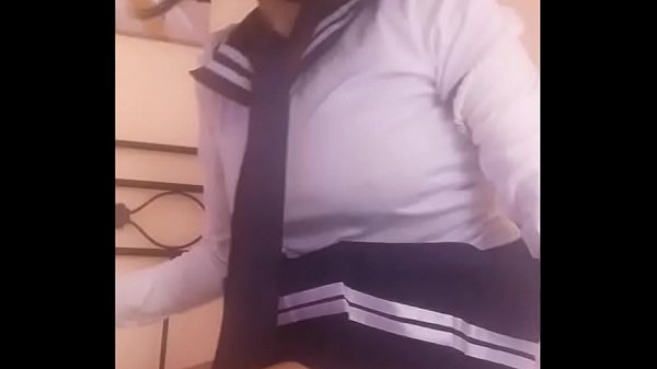 Scusa papi ma mi annoiavo a studiare non punirmi