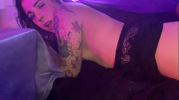 Para Tudo Existe Uma Primeira Vez, Novinho Amou Uma Travesti thumbnail