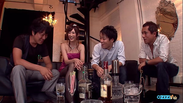 Play MP4 - She walked into the party wearing her discreet pantyhose but charmed everyone into group sex