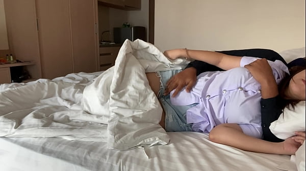 Play MP4 - คุยไป เย็ดไป อุ๊ย&excl;&excl; แตกในเลย